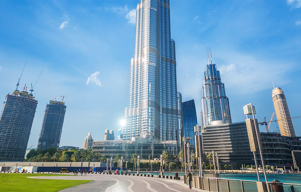 Why You Should Invest in Dubai in 2025